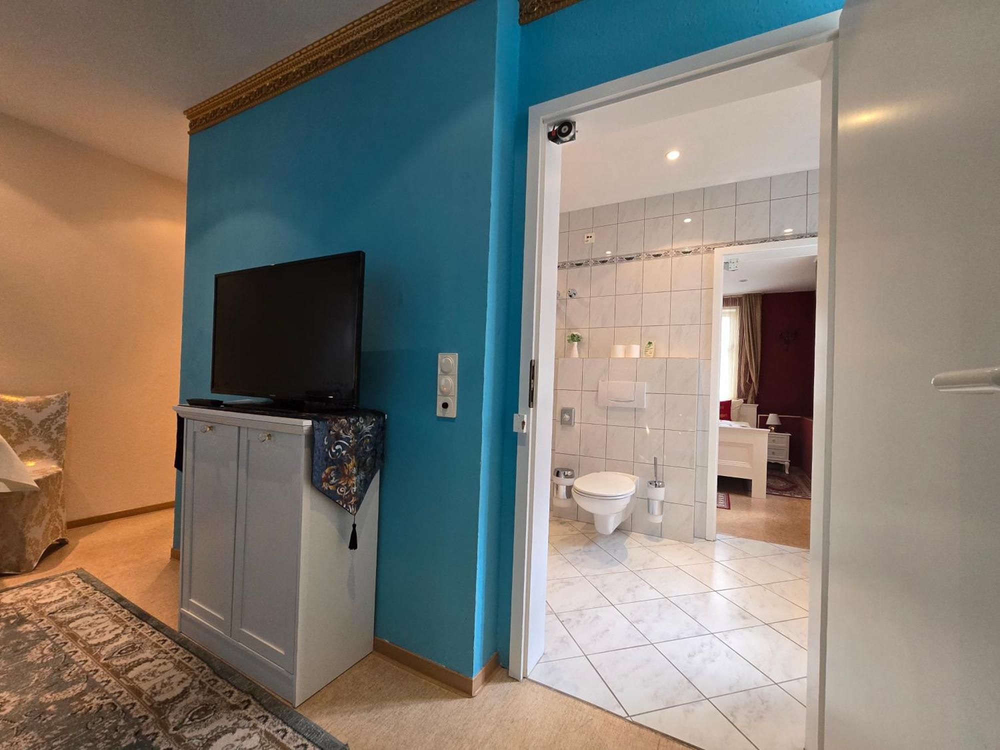 Hotel & Cafe Schachtenburg シュリッツ エクステリア 写真