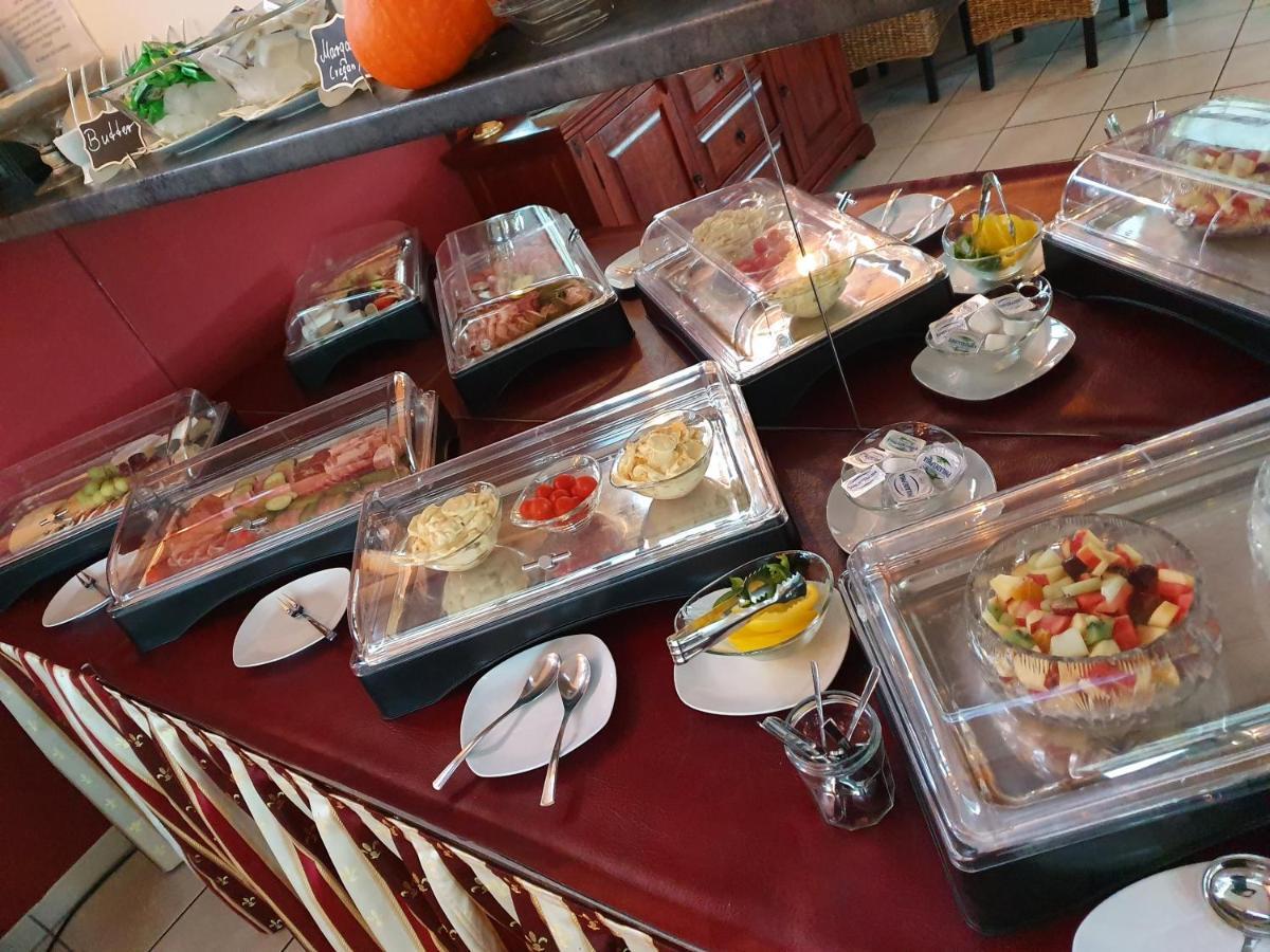 Hotel & Cafe Schachtenburg シュリッツ エクステリア 写真